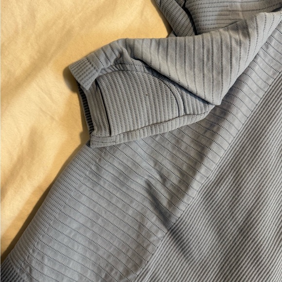 Athleta Flurry Blizzard Seamless Top Size S - Picture 5 of 11